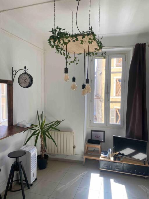 Entre Gare Saint Charles Et Vieux Port Apartment Marseille Ngoại thất bức ảnh